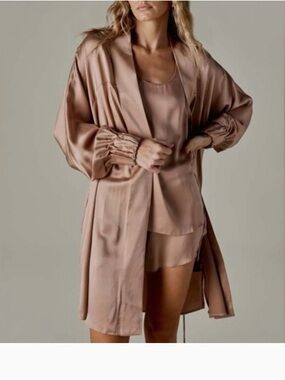 lunya washable silk robe rose